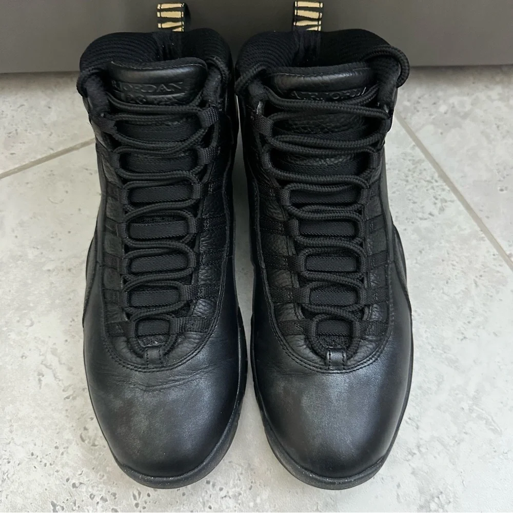 Jordan 10 Retro Sneaker Size 11.5 Men